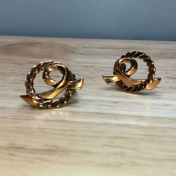 Vintage Modernist Copper Clip on Earrings, Abstract Mid Century 60s 70s - Picture 1 of 4